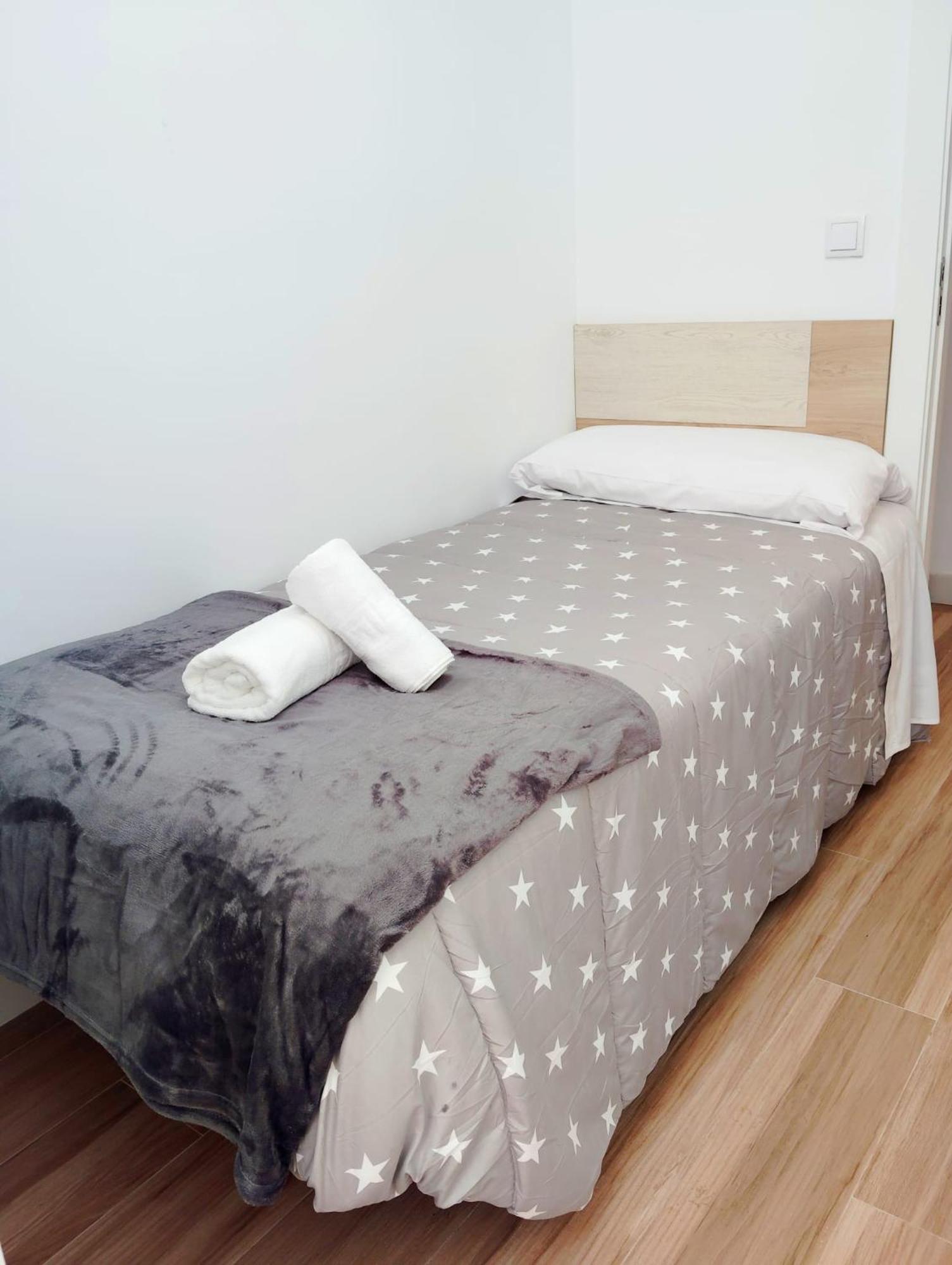 Piso Compartido Cerca Corteingles Jaén Εξωτερικό φωτογραφία